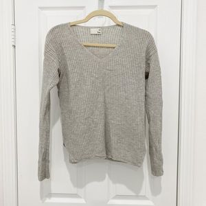 Wool Aritzia sweater